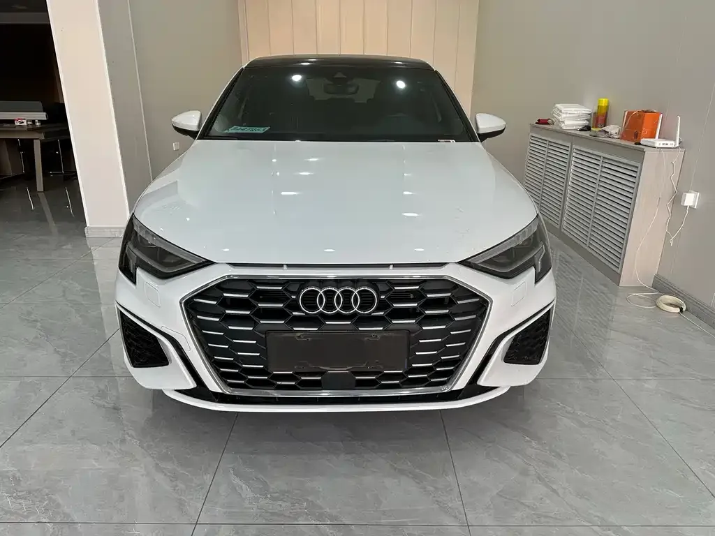Audi A3 2022 из CN, фото 2