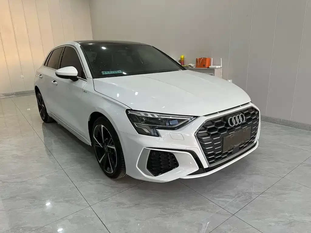 Audi A3 2022 из CN, фото 3