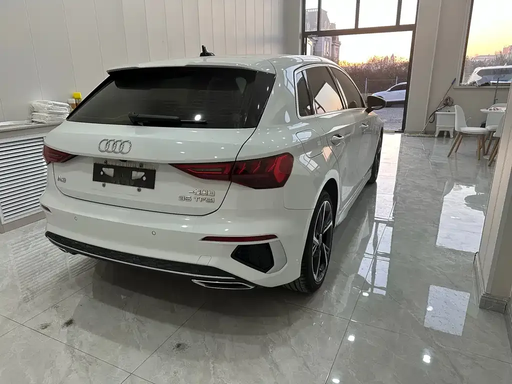 Audi A3 2022 из CN, фото 4