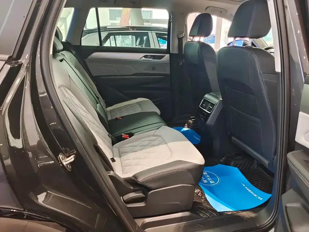 Volkswagen Tavendor 2025 из CN, фото 9