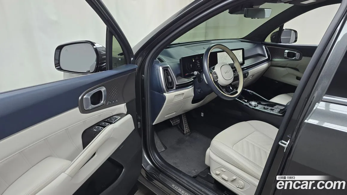 Kia Sorento — фото 10