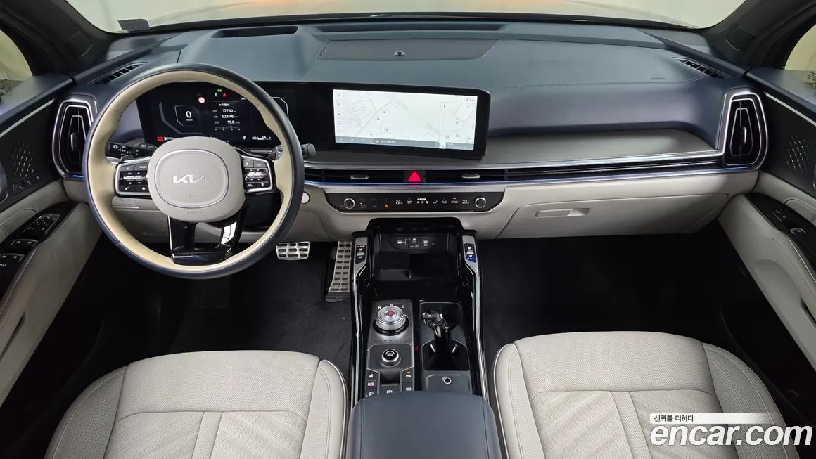 Kia Sorento — фото 7