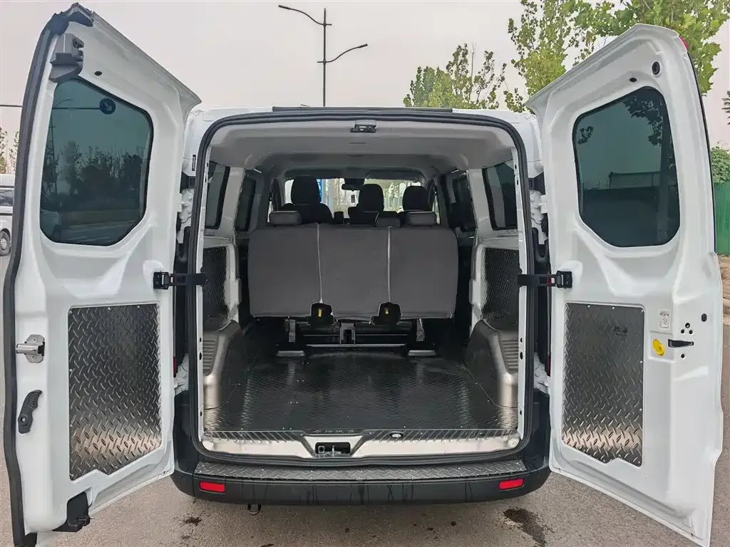 Ford Transit 2025 из CN, фото 10