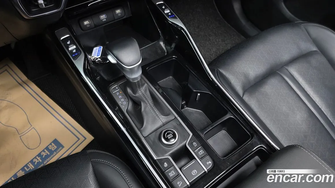 Kia Sorento — фото 9