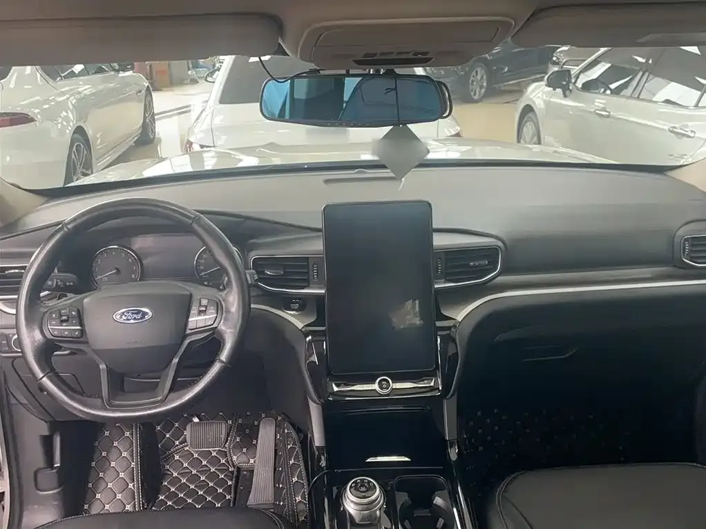 Ford Explorer 2022 из CN, фото 10