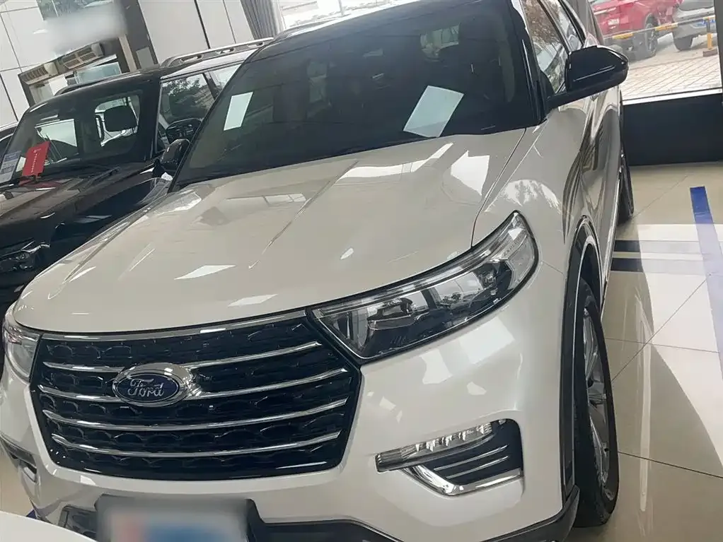 Ford Explorer 2022 из CN, фото 3