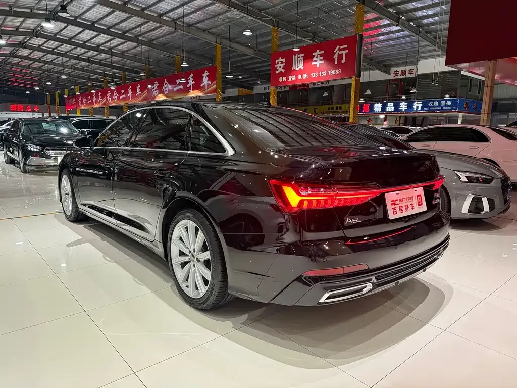 Audi A6L 2021 из CN, фото 4