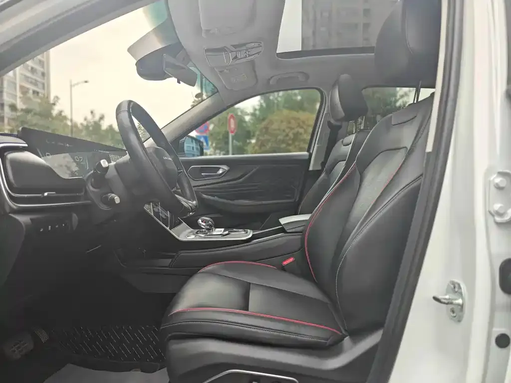 BAIC X7 2024 из CN, фото 6