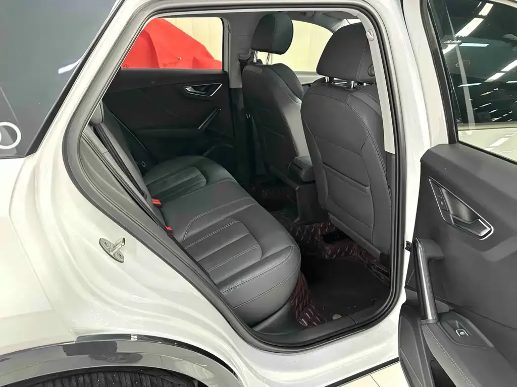 Audi Q2L 2022 из CN, фото 8
