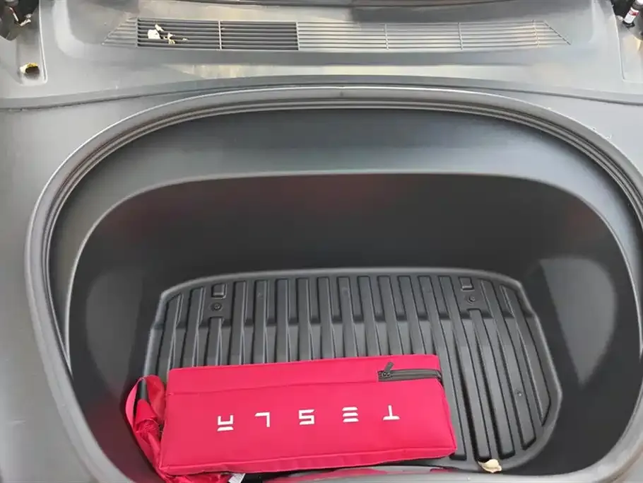 Tesla Model 3 2025 из CN, фото 10