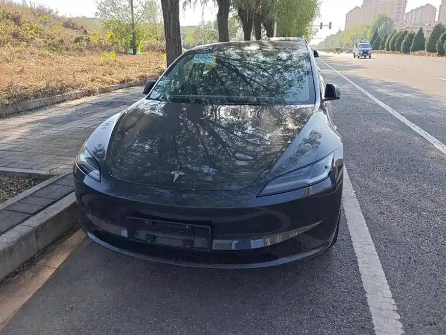 Tesla Model 3 2025 из CN, фото 2