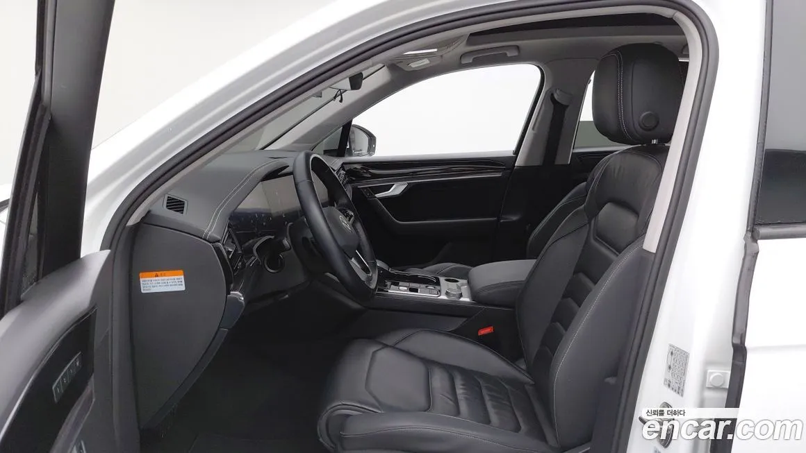 Volkswagen Touareg 2021 из KR, фото 9