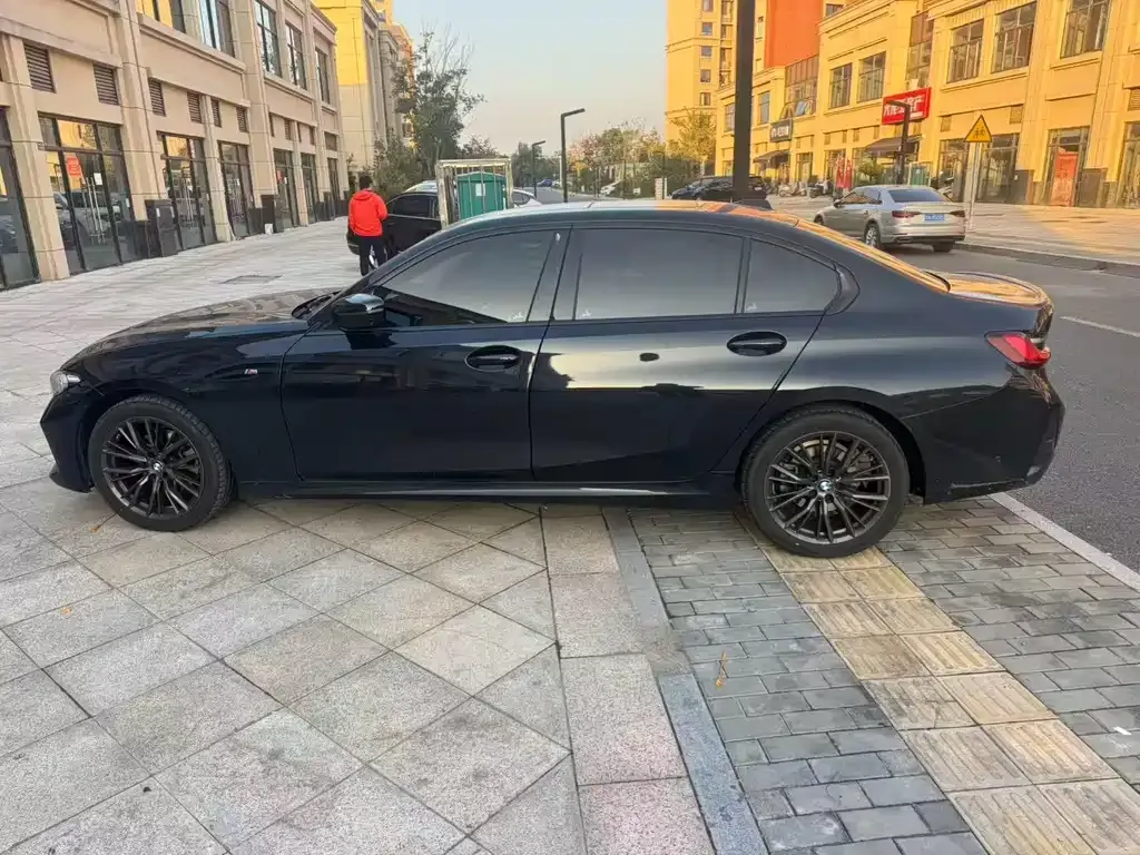 BMW 3 Series 2024 из CN, фото 7