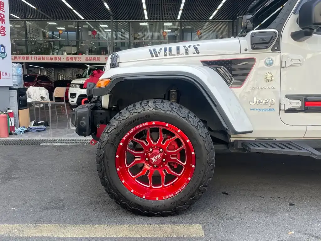 Jeep Wrangler PHEV 2022 из CN, фото 2