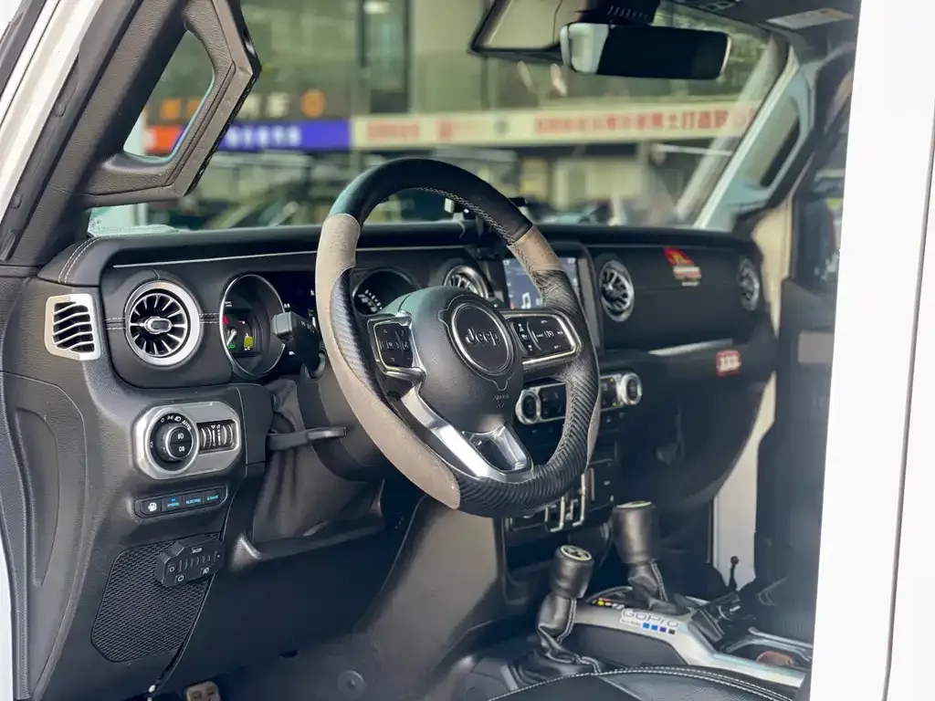 Jeep Wrangler PHEV 2022 из CN, фото 7