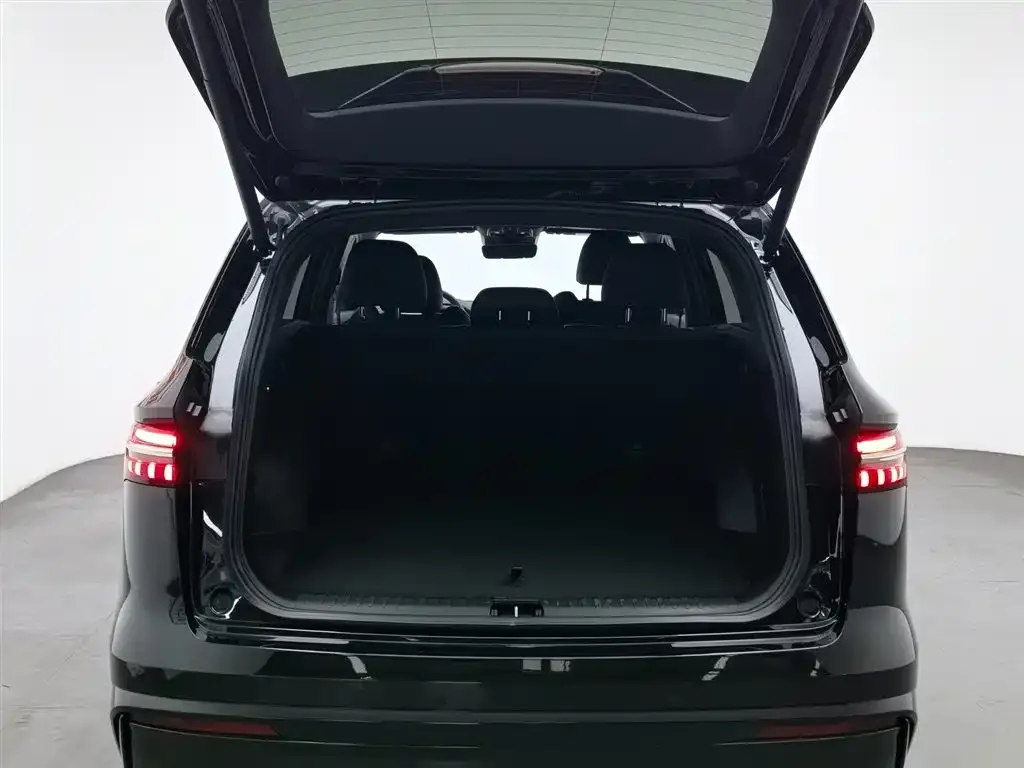 Geely Xingyue L 2025 из CN, фото 5
