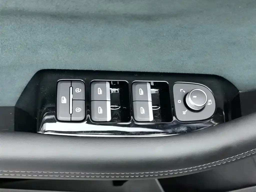 Geely Xingyue L 2025 из CN, фото 8