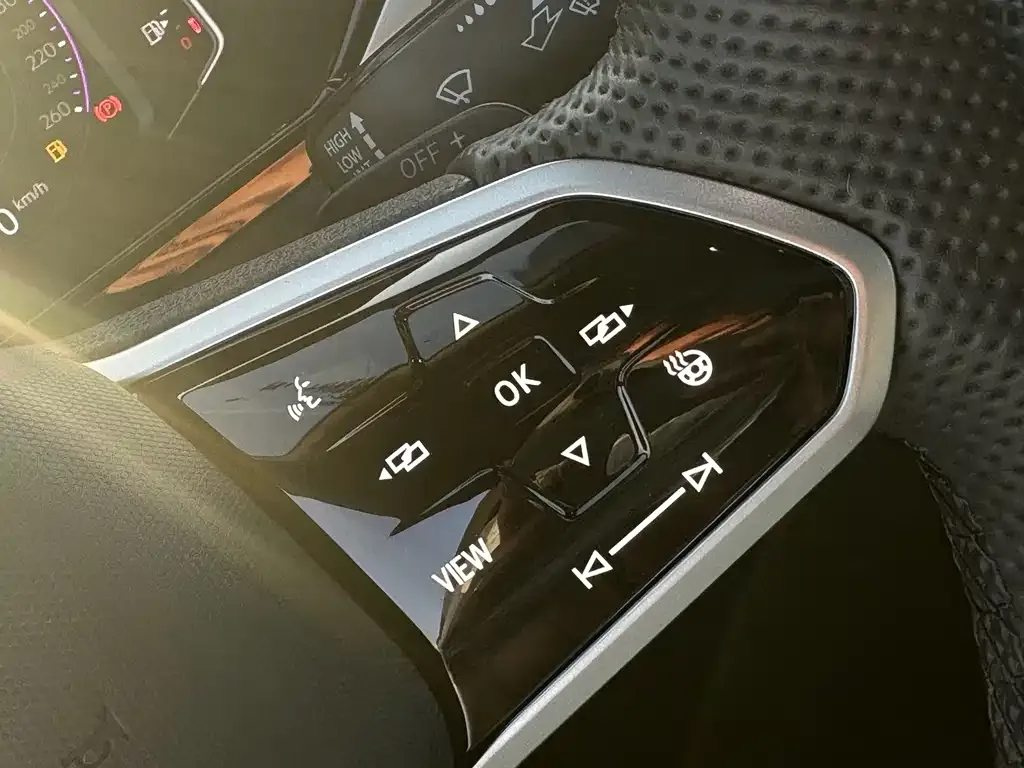 Volkswagen CC 2024 из CN, фото 10