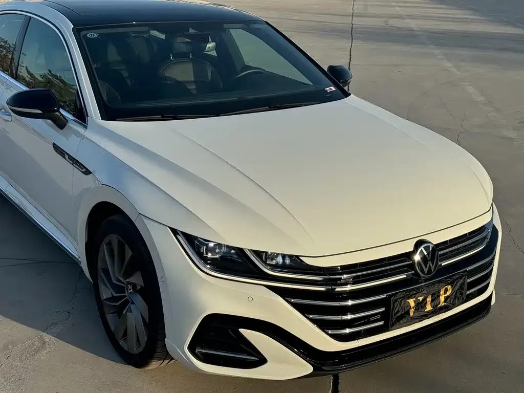 Volkswagen CC 2024 из CN, фото 3
