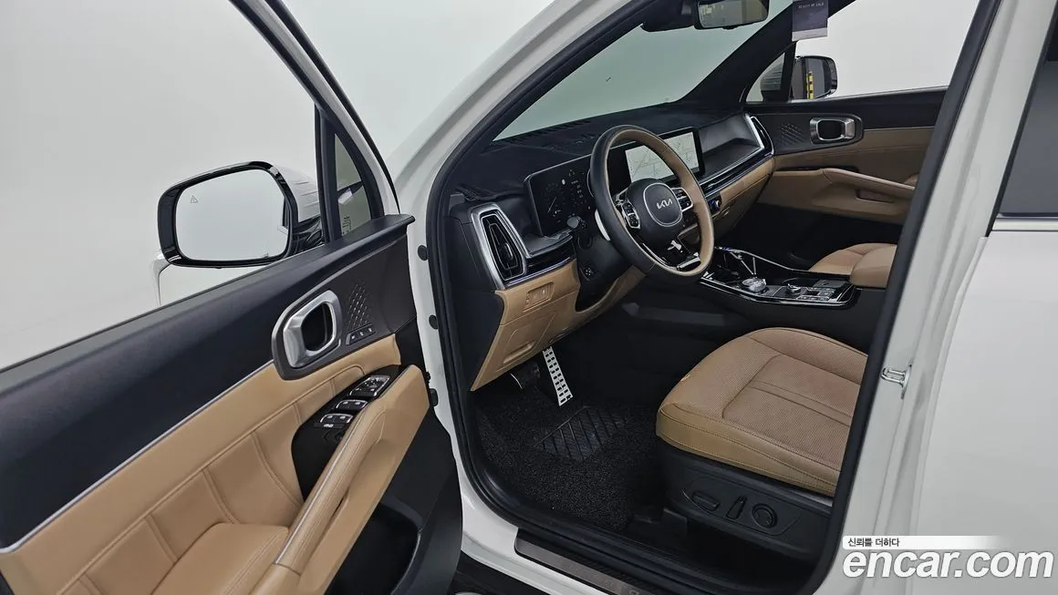 Kia Sorento — фото 10