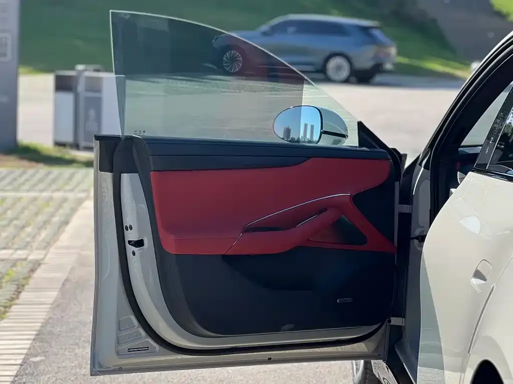 Xiaomi SU7 2024 из CN, фото 8