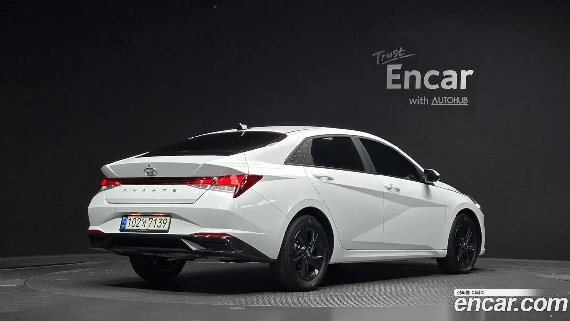 Hyundai AVANTE — фото 2