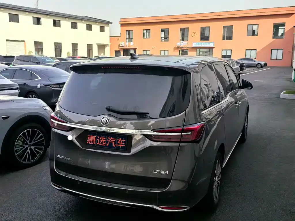 Buick GL8 2022 из CN, фото 10