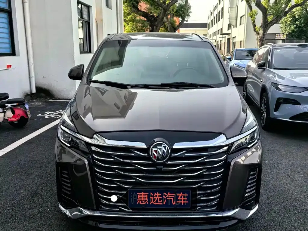 Buick GL8 2022 из CN, фото 2