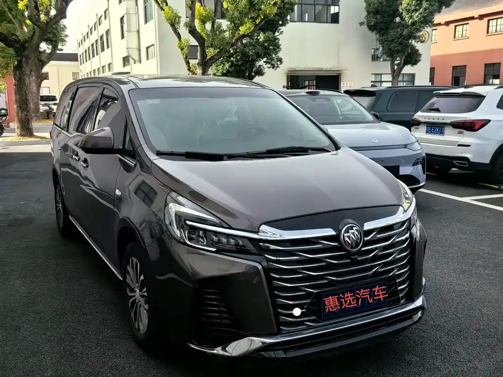Buick GL8 2022 из CN, фото 3