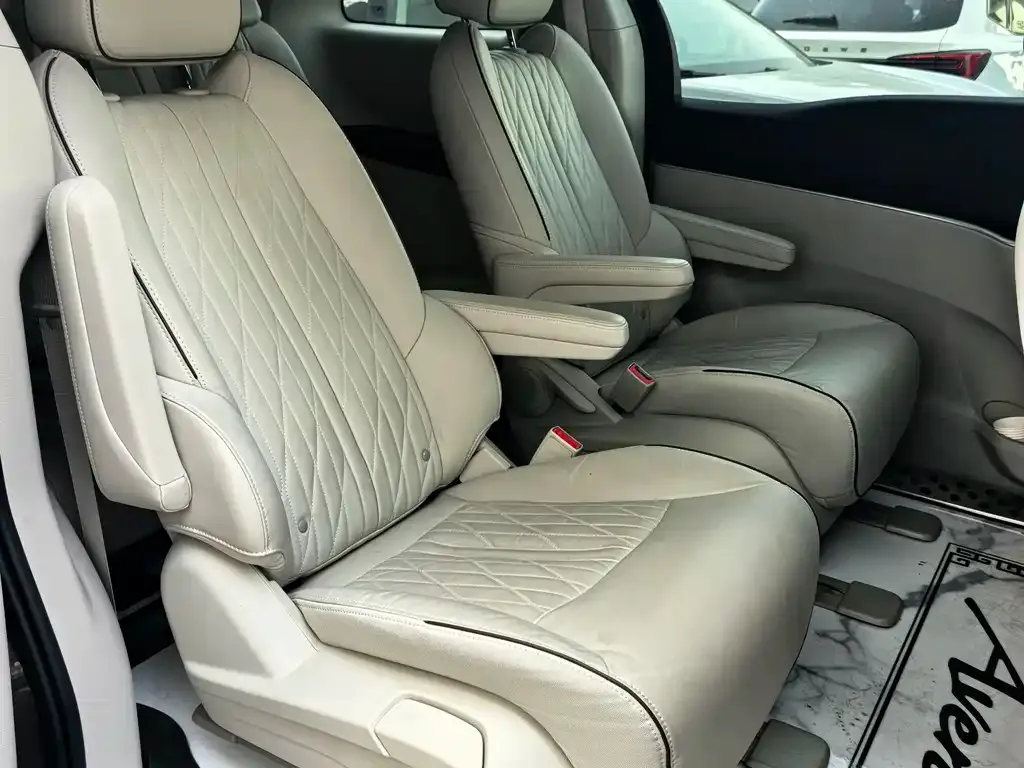 Buick GL8 2022 из CN, фото 6