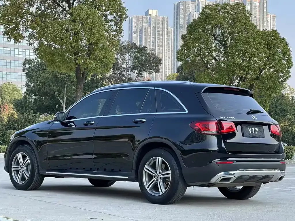 Mercedes-Benz GLC — фото 8
