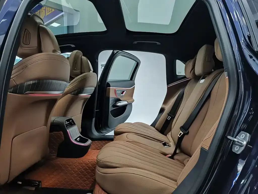 Mercedes-Benz E-Class 2024 из CN, фото 6
