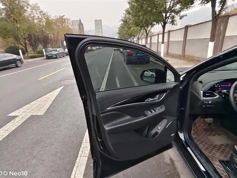 Buick Enclave 2023 из CN, фото 7