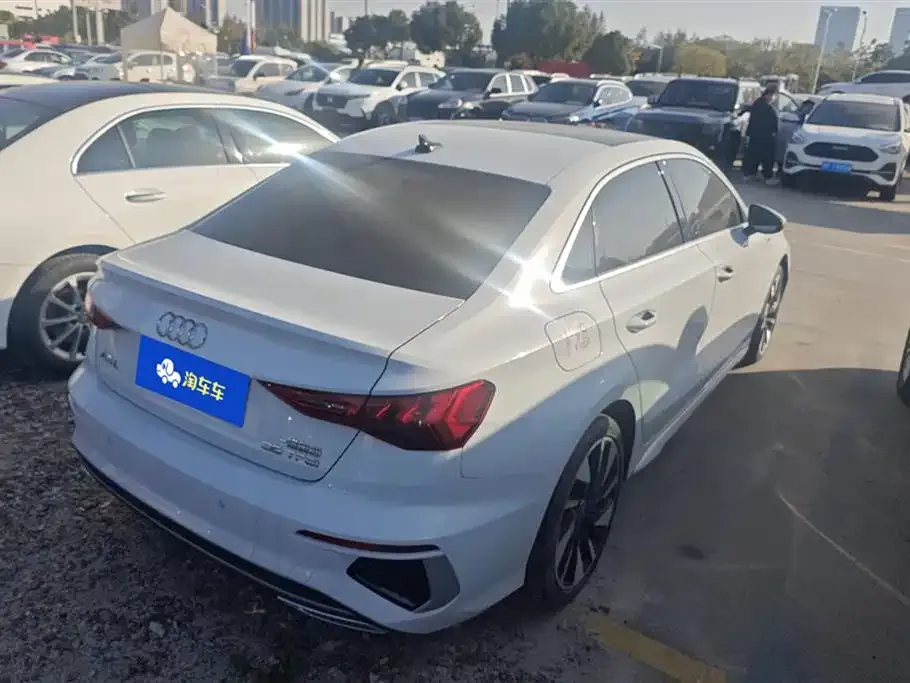 Audi A3 2023 из CN, фото 3
