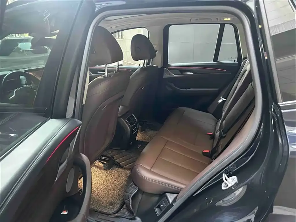 BMW X3 2021 из CN, фото 2