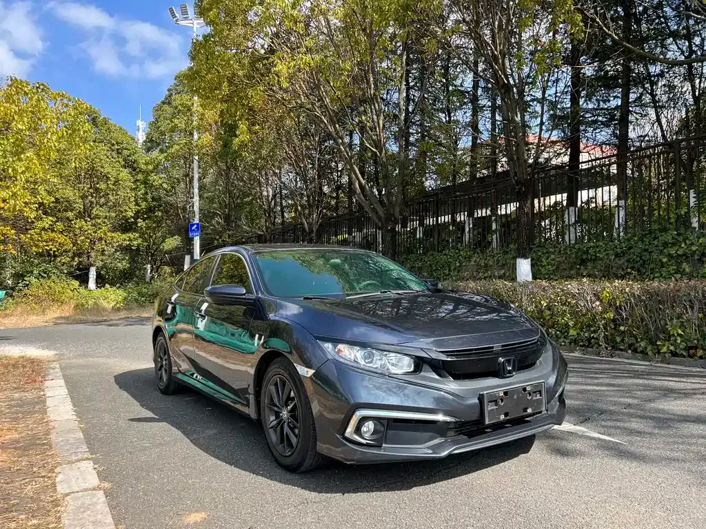 Honda Civic — фото 3
