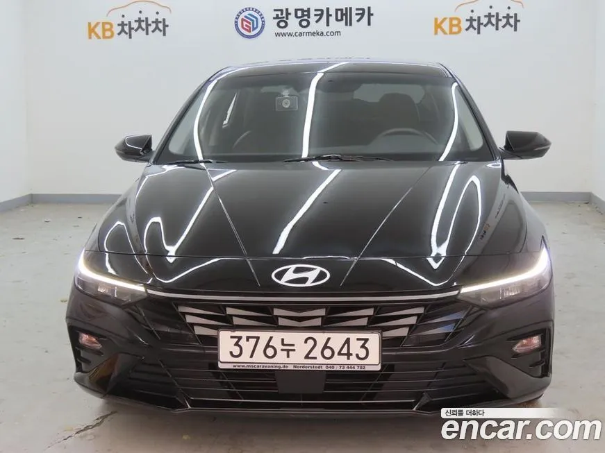 Hyundai AVANTE — фото 1