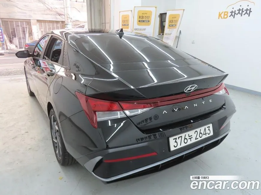 Hyundai AVANTE — фото 4