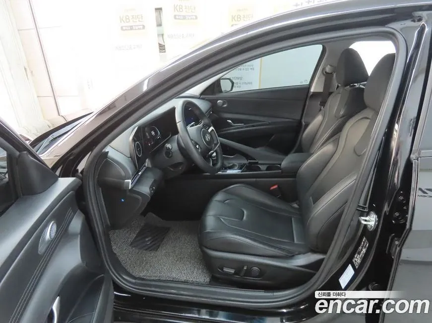 Hyundai AVANTE — фото 5