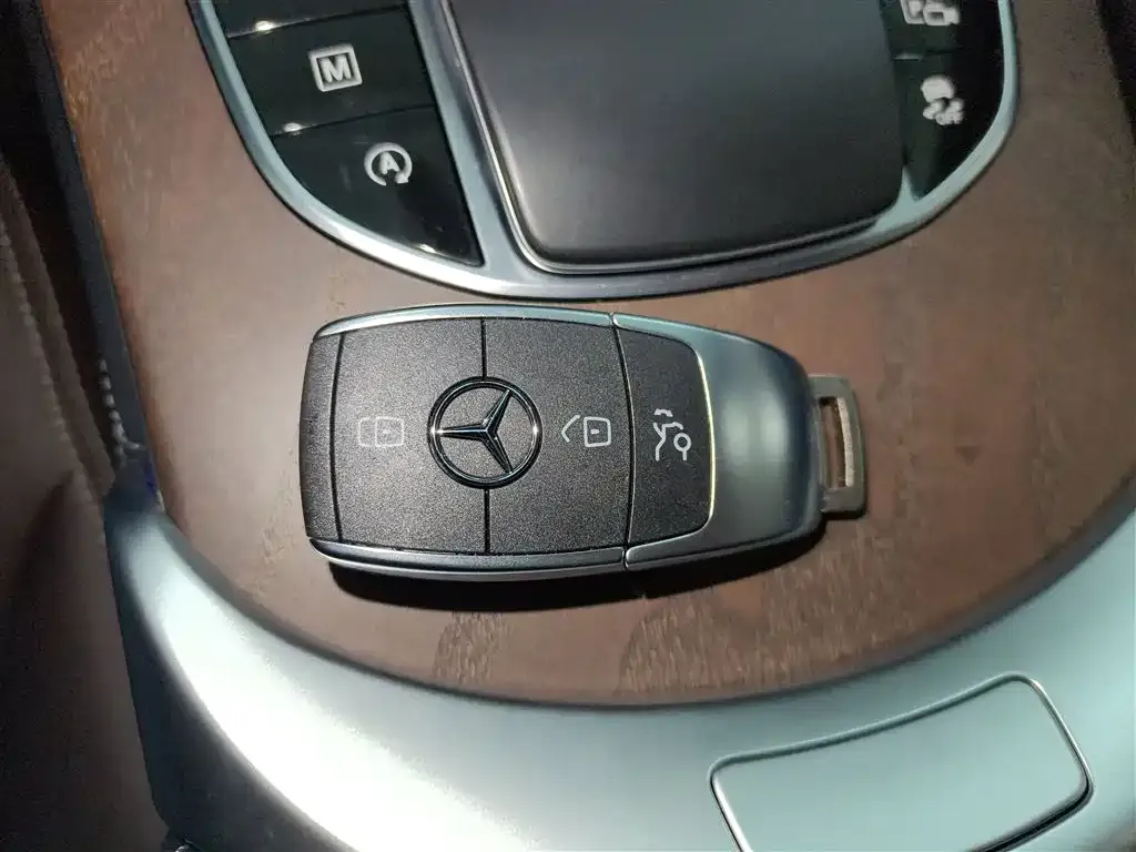 Mercedes-Benz GLC 2022 из CN, фото 9