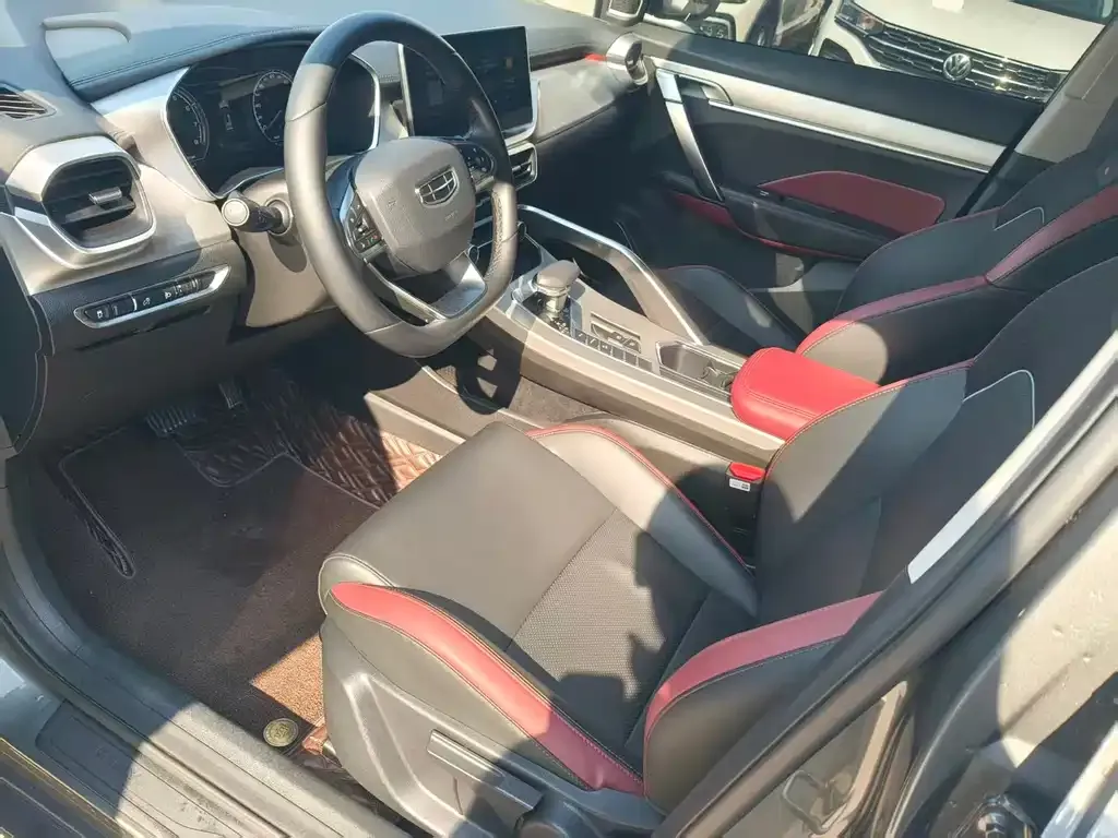 Geely Binyue 2021 из CN, фото 4