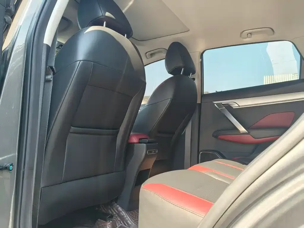 Geely Binyue 2021 из CN, фото 6