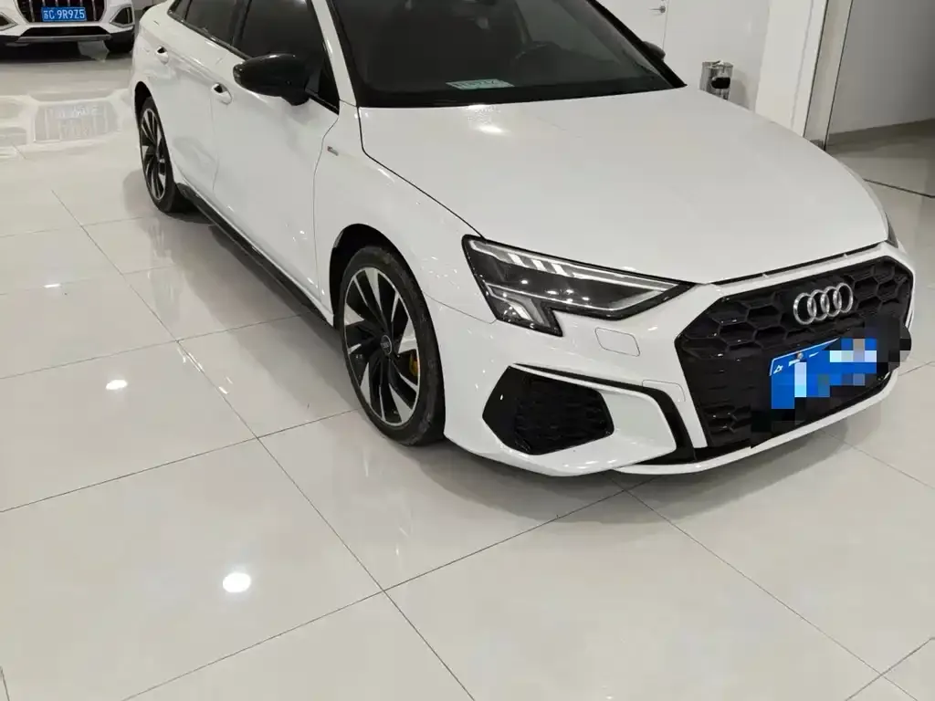 Audi A3 2023 из CN, фото 3
