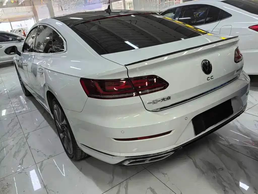 Volkswagen CC 2024 из CN, фото 3