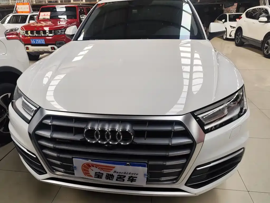 Audi Q5L 2021 из CN, фото 2