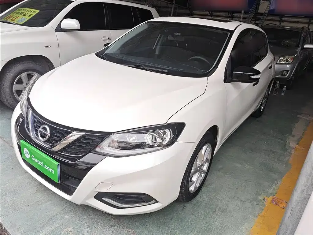 Nissan Tiida 2022 из CN, фото 1