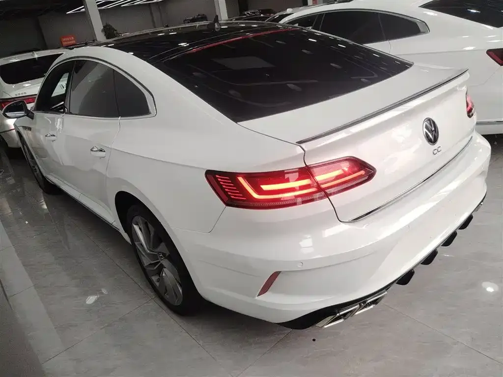 Volkswagen CC 2022 из CN, фото 5