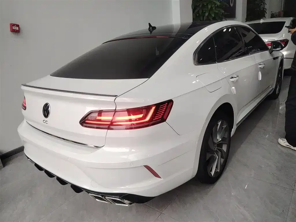 Volkswagen CC 2022 из CN, фото 7