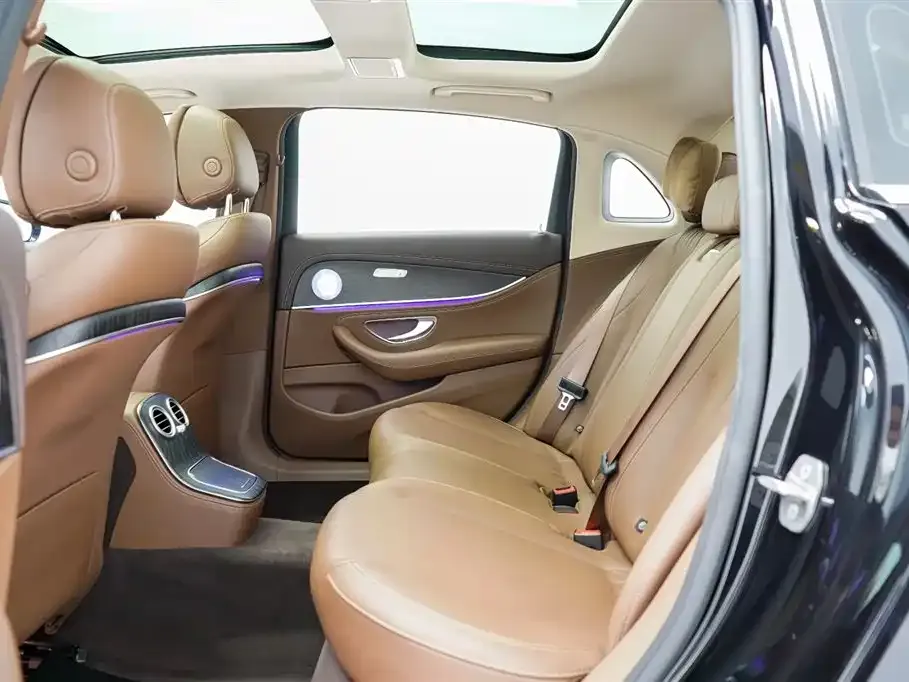 Mercedes-Benz E-Class 2023 из CN, фото 6