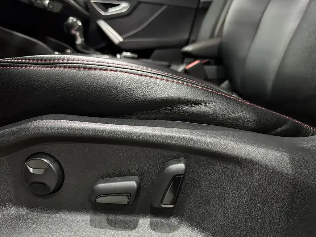 Audi Q2L 2021 из CN, фото 9